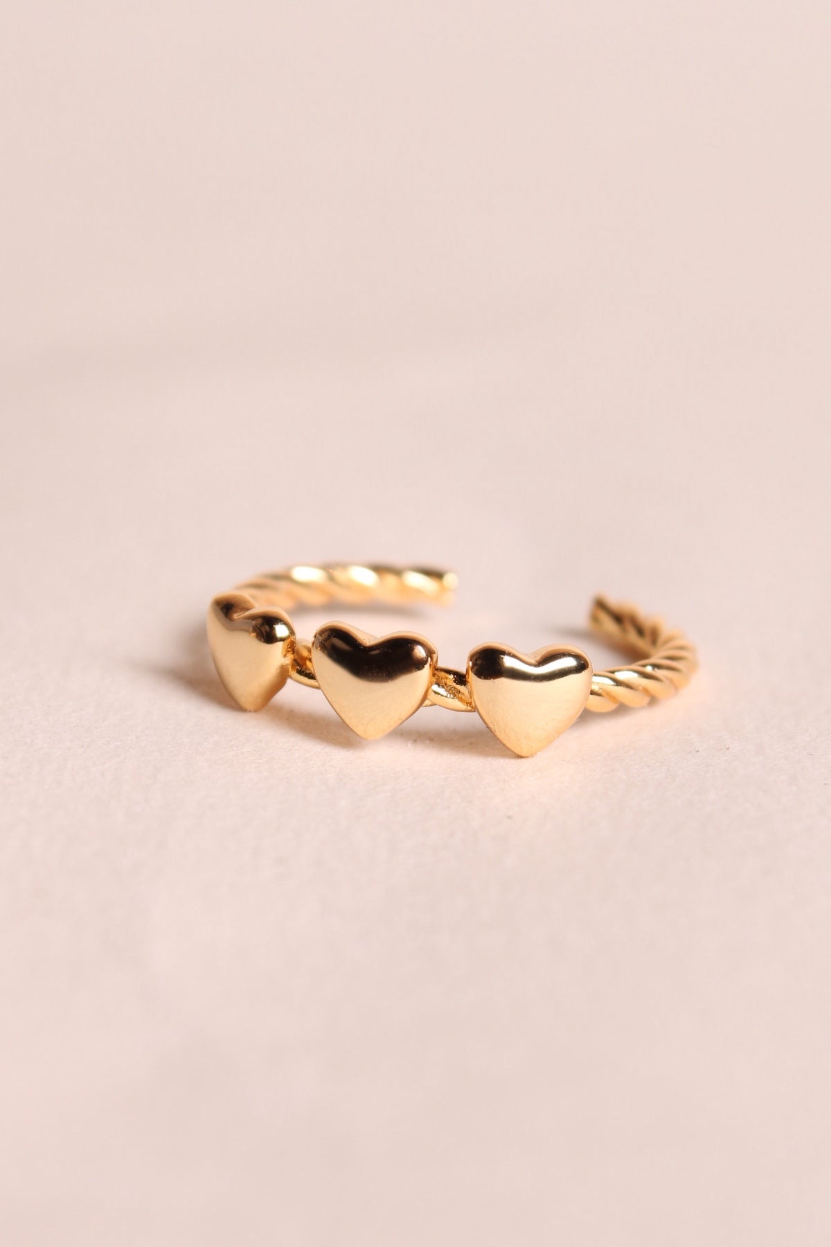 Sacha triple ring