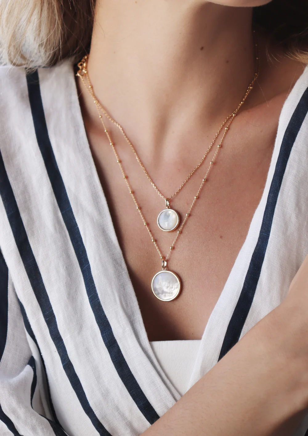 Mother of pearl necklace new arrivals